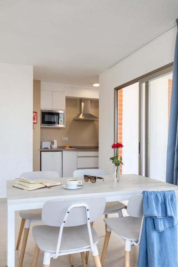 Aparthotel Bcl Levante Lux Бенидорм Экстерьер фото